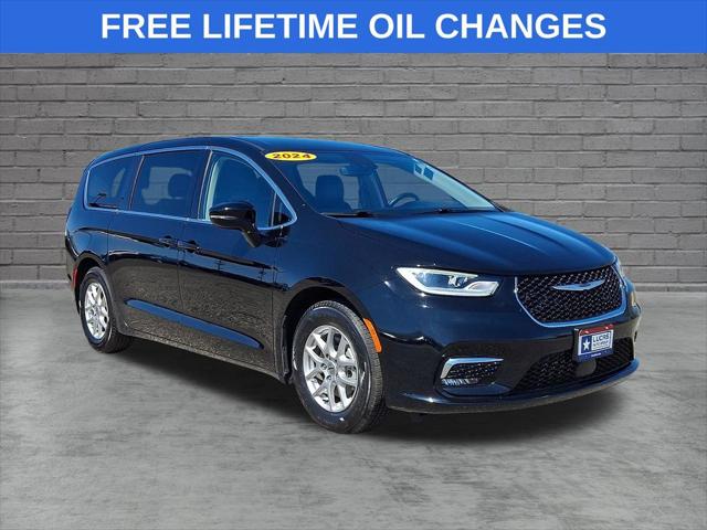 2024 Chrysler Pacifica Touring L for sale in Lumberton, NJ