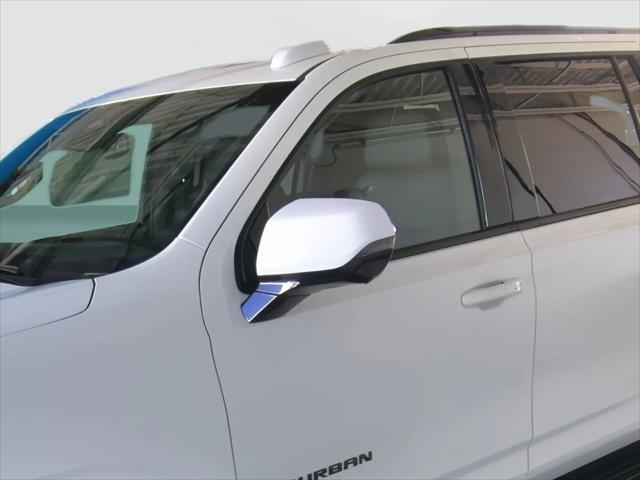 2026 Chevrolet Suburban RST, 4WD
