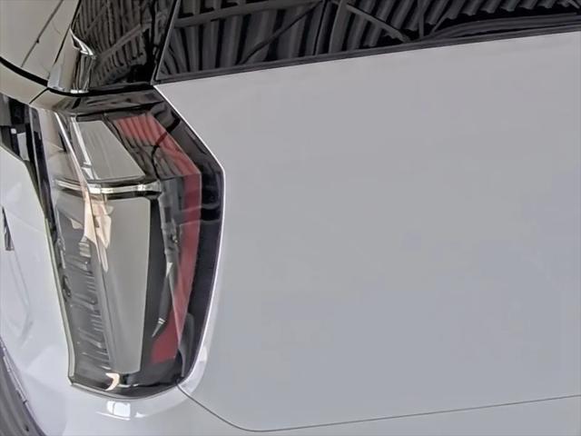 2026 Chevrolet Suburban RST, 4WD