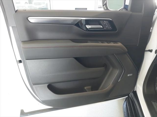 2026 Chevrolet Suburban RST, 4WD
