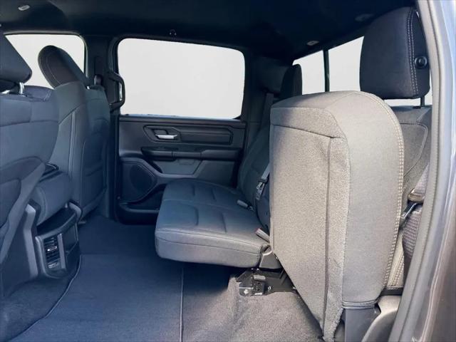 2026 Ram 1500 Express Crew Cab 4x4 57 Box