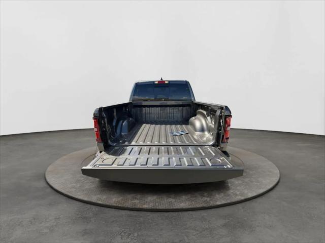 2026 Ram 1500 Express Crew Cab 4x4 57 Box