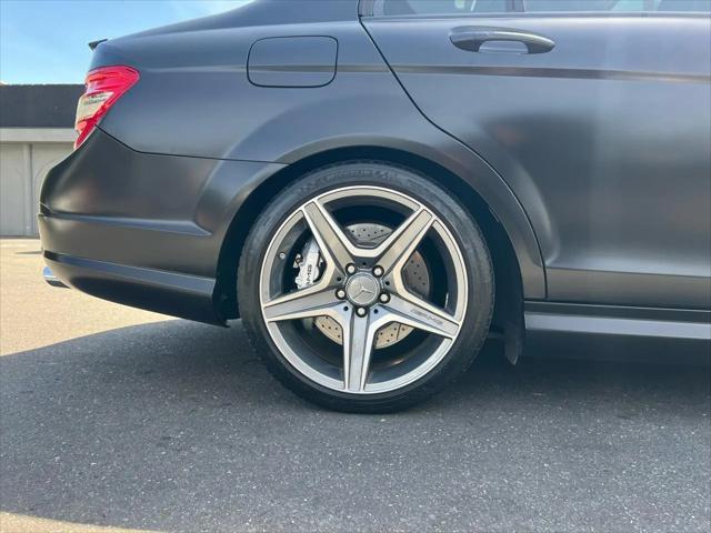 2010 Mercedes-Benz C 63 AMG C 63 AMG