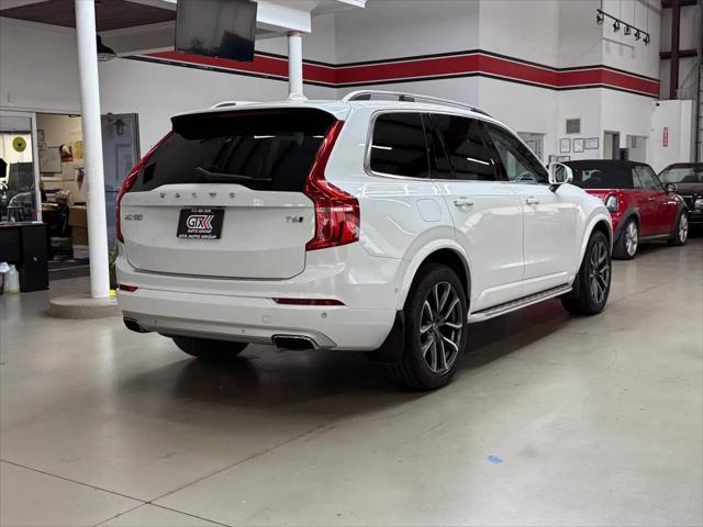 2016 Volvo XC90 T6 Momentum