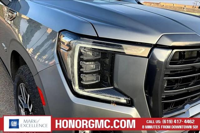 2023 GMC Yukon XL 4WD AT4