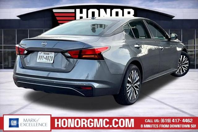 2025 Nissan Altima SV FWD