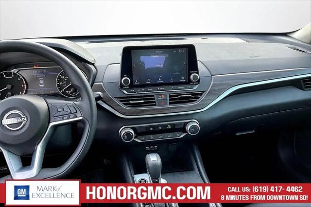 2025 Nissan Altima SV FWD