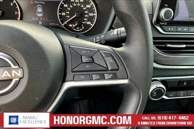 2025 Nissan Altima SV FWD
