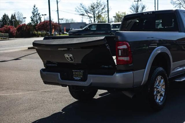 2020 Ram 3500 Laramie Crew Cab 4x4 8' Box