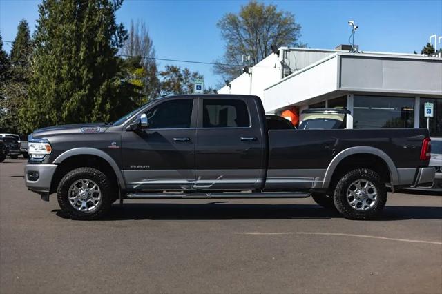 2020 Ram 3500 Laramie Crew Cab 4x4 8' Box