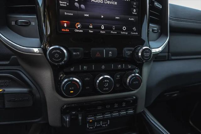 2020 Ram 3500 Laramie Crew Cab 4x4 8' Box