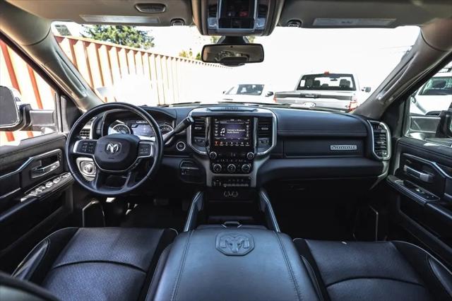 2020 Ram 3500 Laramie Crew Cab 4x4 8' Box