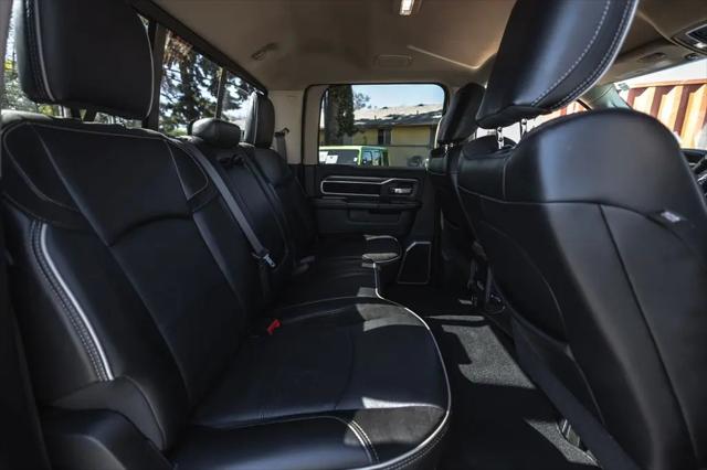2020 Ram 3500 Laramie Crew Cab 4x4 8' Box