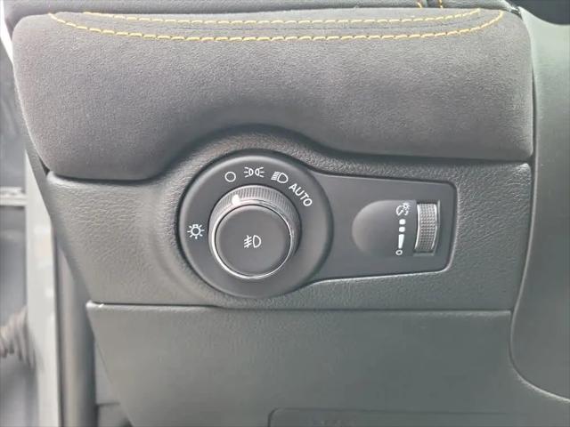2022 Dodge Durango Orange Sport AWD