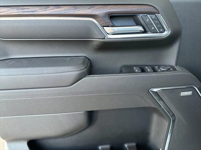 2026 GMC Sierra 1500 Crew Cab, Short Bed, SLT, 4WD