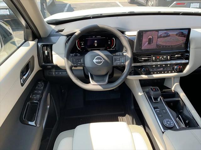 2026 Nissan Pathfinder SL
