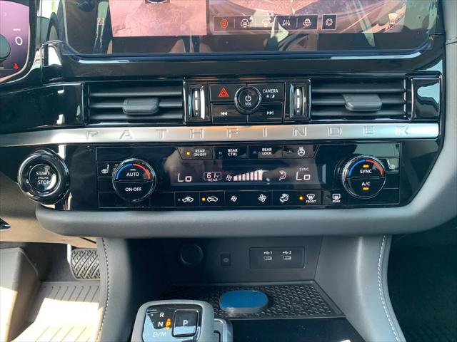 2026 Nissan Pathfinder SL