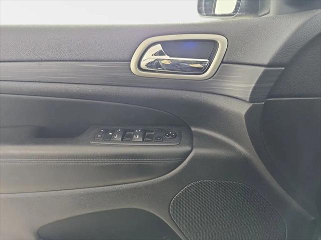 2021 Jeep Grand Cherokee Laredo X 4x4