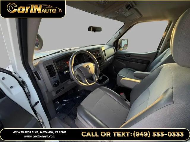 2016 Nissan 3500 S V8