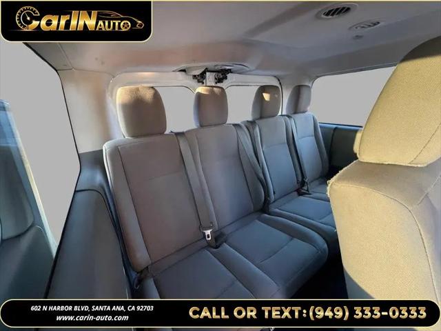 2016 Nissan 3500 S V8