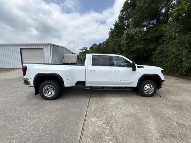 2026 GMC Sierra 3500HD Crew Cab, Long Bed, SLE Dual Rear Wheel, 4WD