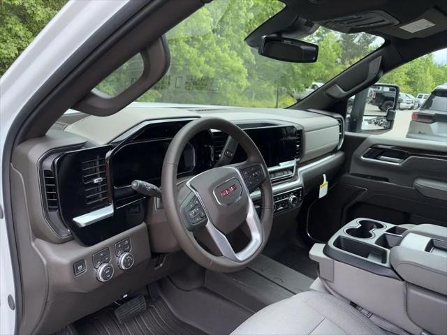 2026 GMC Sierra 3500HD Crew Cab, Long Bed, SLE Dual Rear Wheel, 4WD
