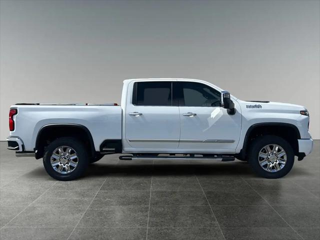 2026 Chevrolet Silverado 3500HD Crew Cab, Standard Bed, High Country, 4WD