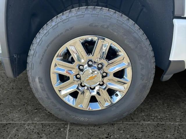 2026 Chevrolet Silverado 3500HD Crew Cab, Standard Bed, High Country, 4WD