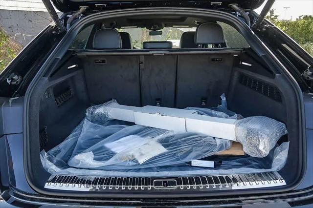 2026 Audi Q8 Premium Plus 55 TFSI quattro Tiptronic