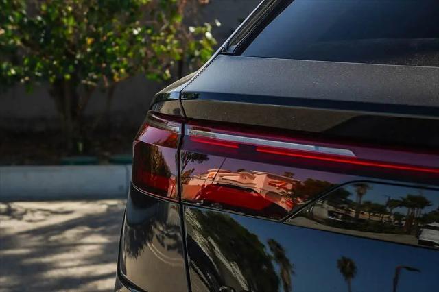 2026 Audi Q8 Premium Plus 55 TFSI quattro Tiptronic