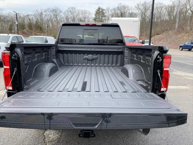 2026 Chevrolet Silverado 2500HD Crew Cab, Standard Bed, High Country, 4WD