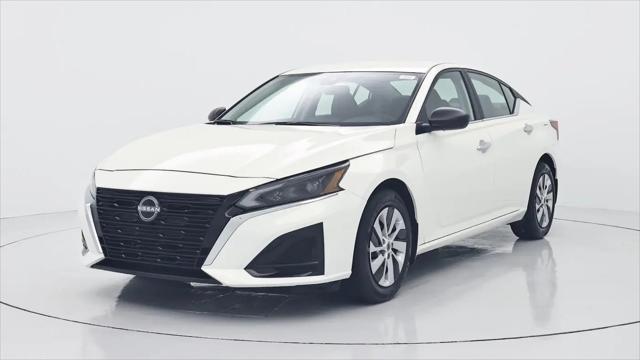 2025 Nissan Altima S FWD