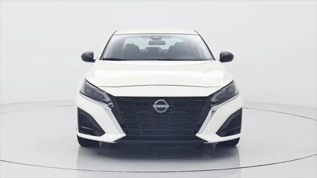 2025 Nissan Altima S FWD