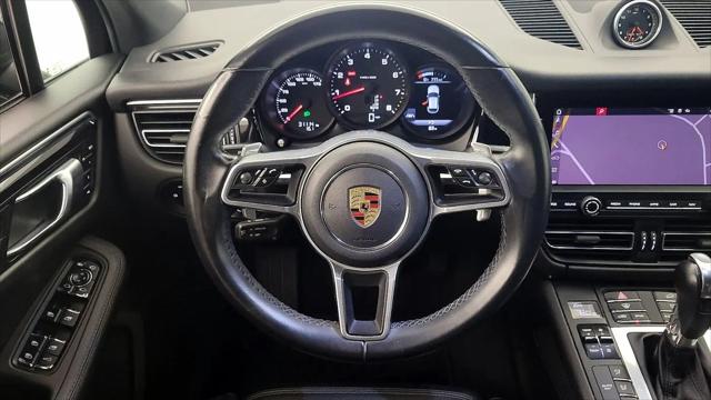 2020 Porsche Macan Macan