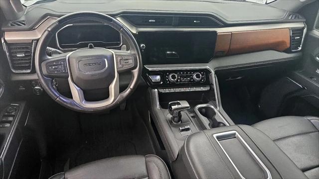 2022 GMC Sierra 1500 4WD Crew Cab Short Box Denali