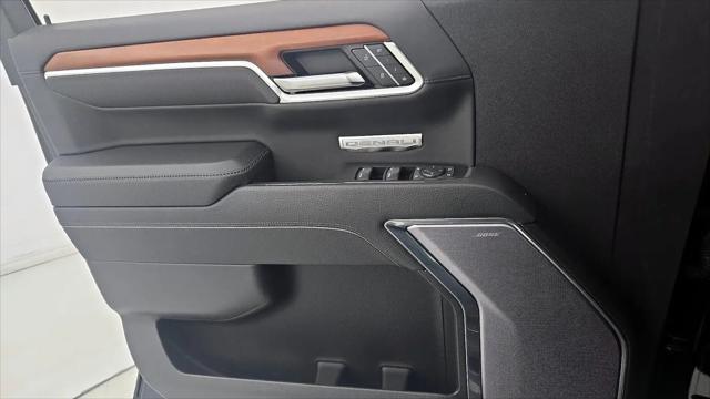 2022 GMC Sierra 1500 4WD Crew Cab Short Box Denali