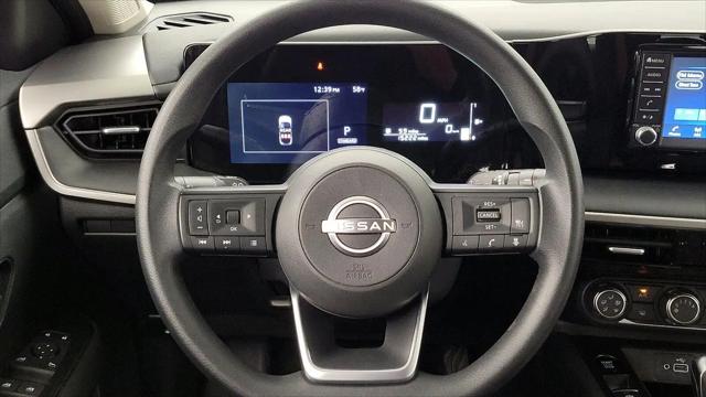 2025 Nissan Kicks S FWD