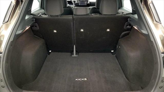 2025 Nissan Kicks S FWD