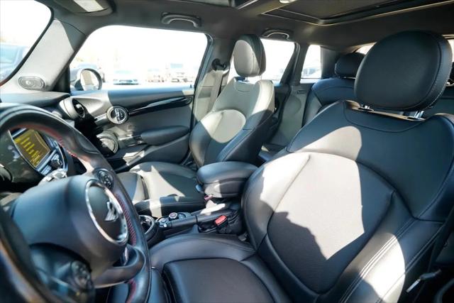 2017 MINI Hardtop Cooper S
