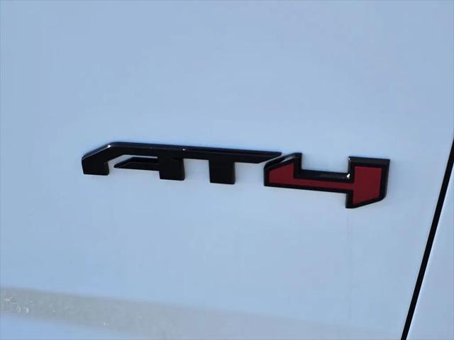 2023 GMC Yukon XL 4WD AT4