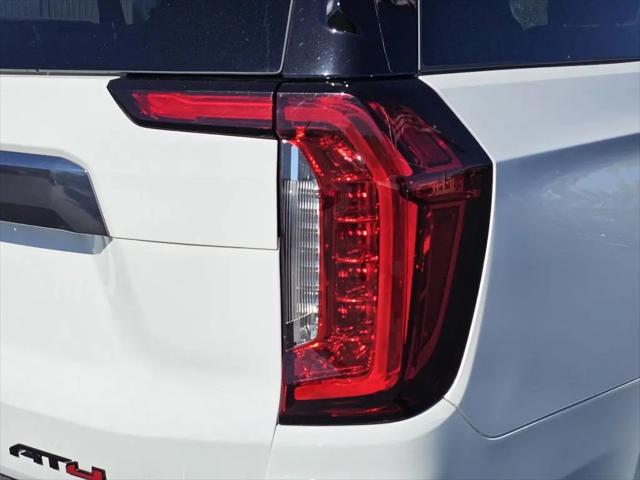 2023 GMC Yukon XL 4WD AT4