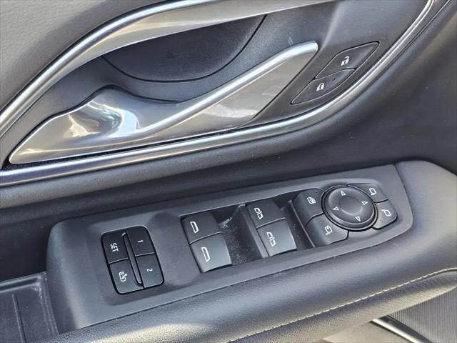2023 GMC Yukon XL 4WD AT4
