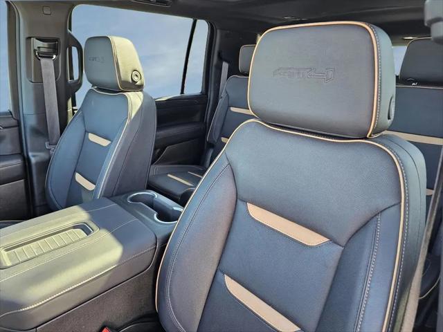 2023 GMC Yukon XL 4WD AT4