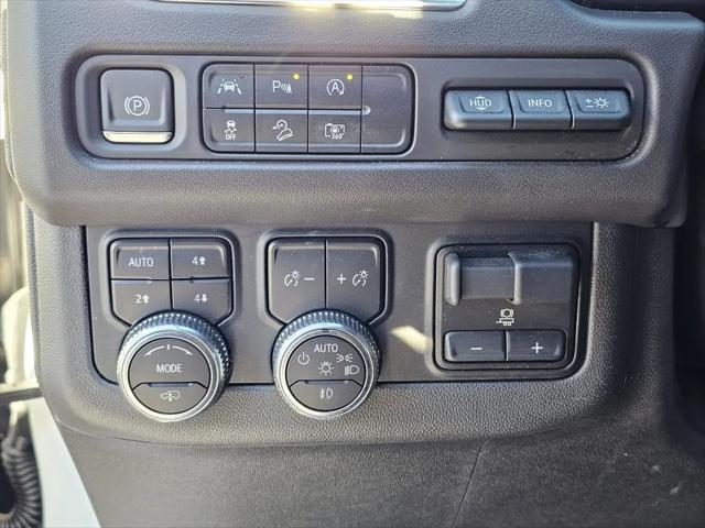 2023 GMC Yukon XL 4WD AT4