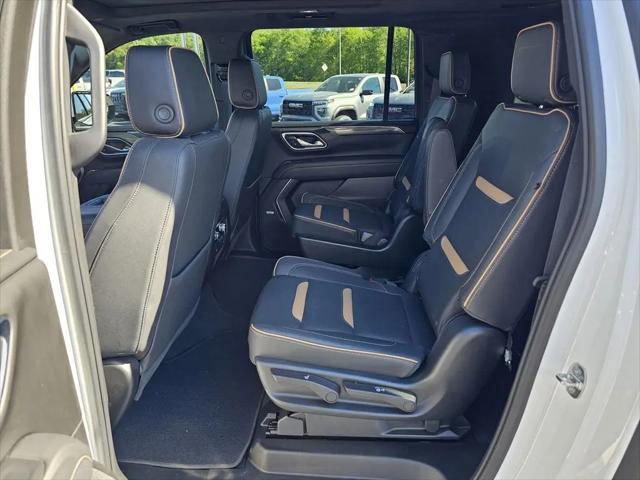 2023 GMC Yukon XL 4WD AT4