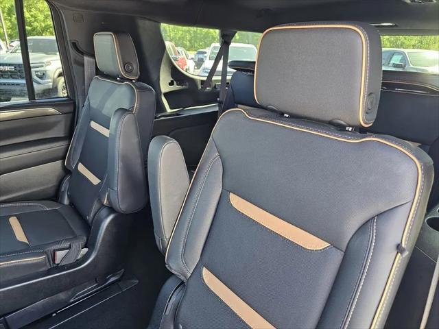 2023 GMC Yukon XL 4WD AT4
