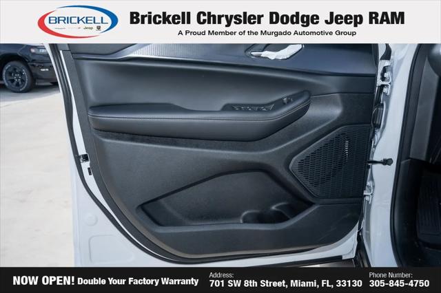 2026 Jeep Grand Cherokee Laredo 4x4