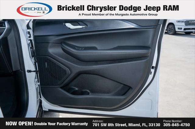 2026 Jeep Grand Cherokee Laredo 4x4