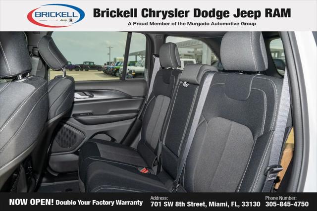 2026 Jeep Grand Cherokee Laredo 4x4