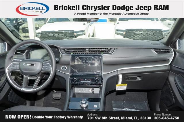 2026 Jeep Grand Cherokee Laredo 4x4
